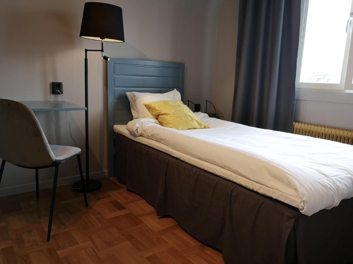 Hotell Apladalen I Vaernamo Εξωτερικό φωτογραφία