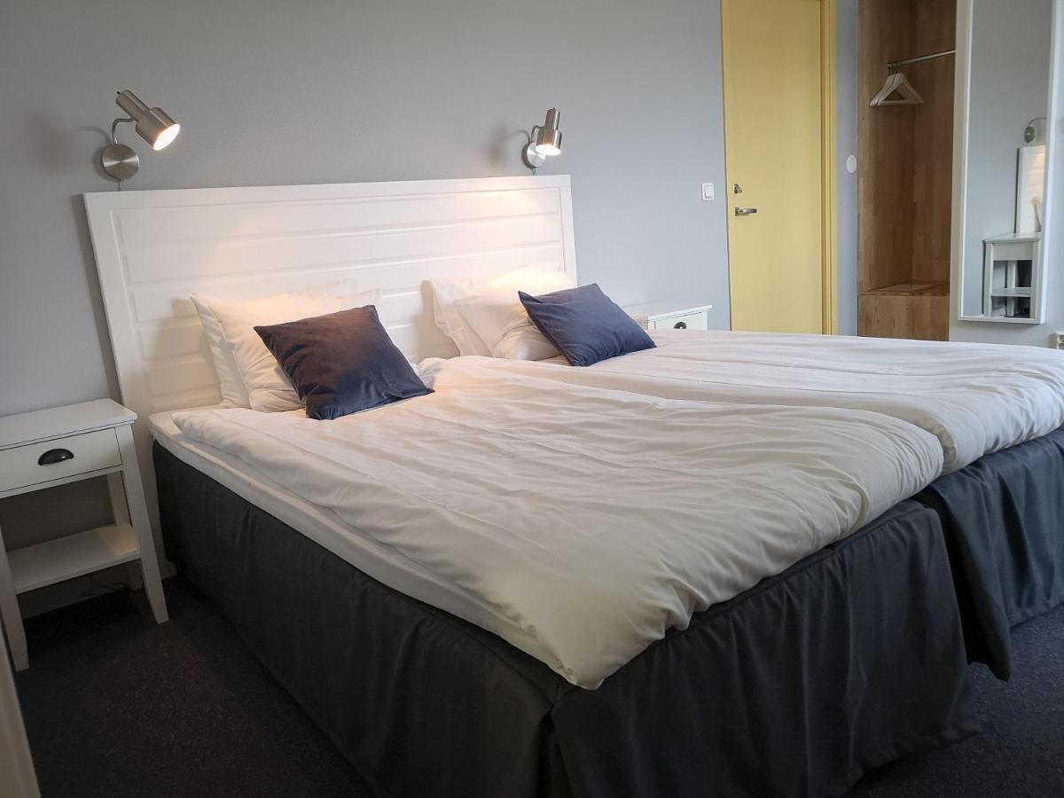 Hotell Apladalen I Vaernamo Εξωτερικό φωτογραφία