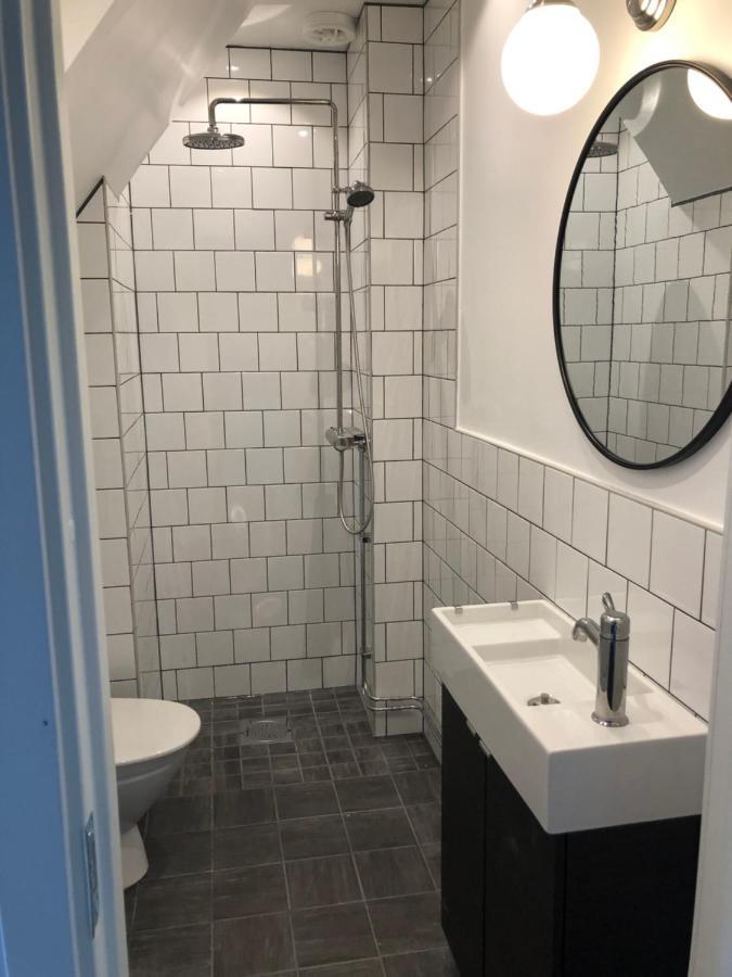 Hotell Apladalen I Vaernamo Εξωτερικό φωτογραφία